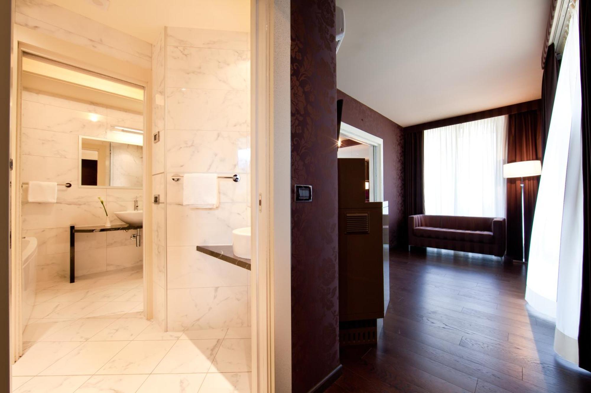 Kristal Palace - Tonelli - Adult Friendly Riva del Garda