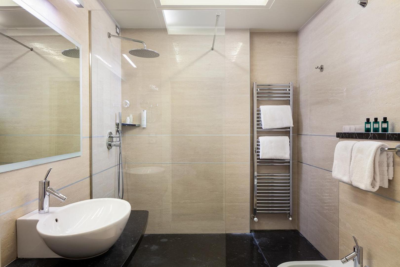 Hotel Kristal Palace - Tonelli - Adult Friendly