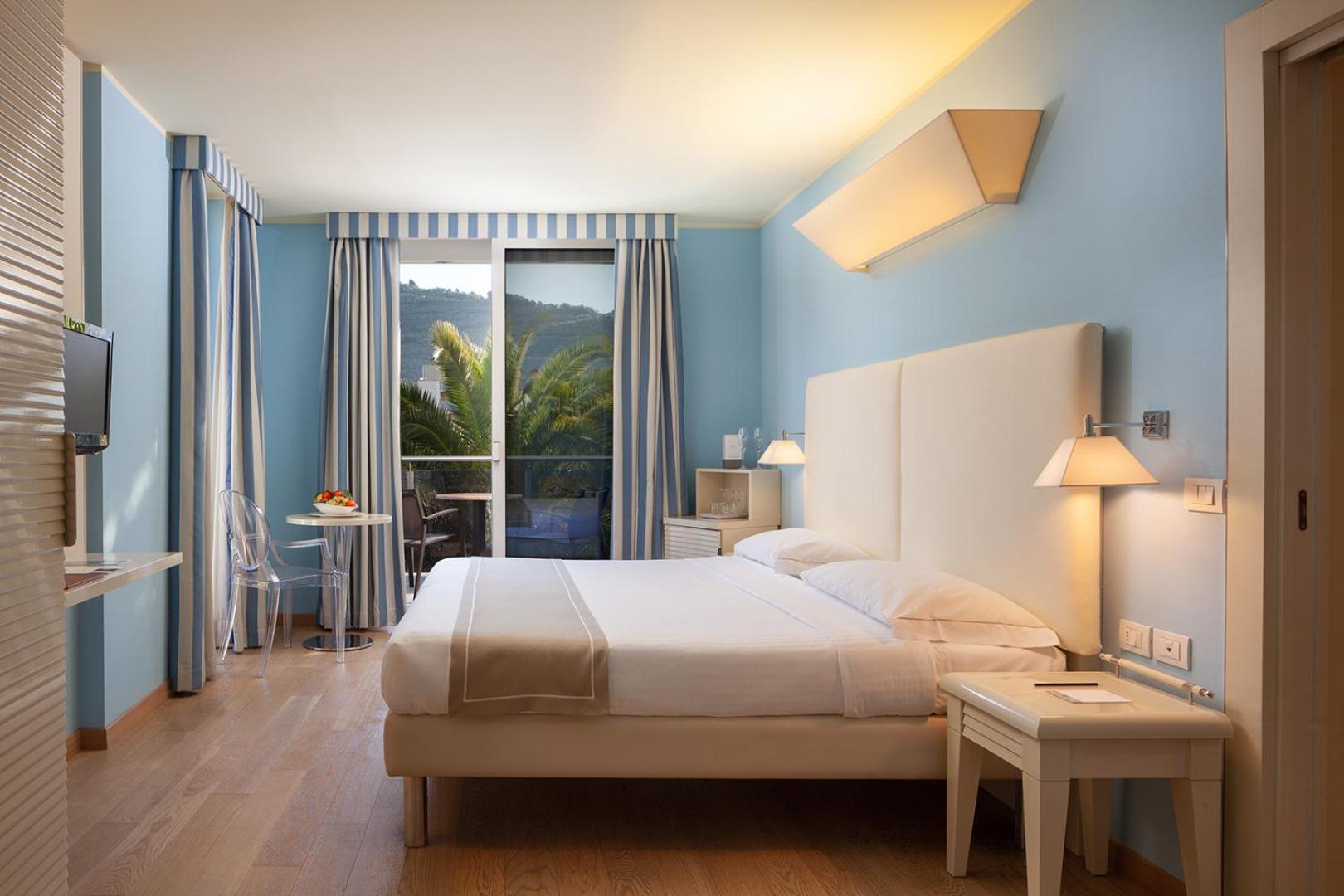 Kristal Palace - Tonelli - Adult Friendly Hotel 4*