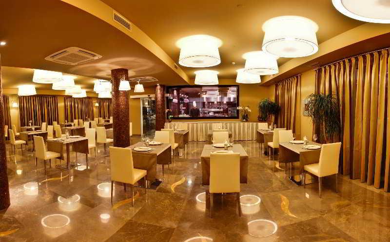 Kristal Palace - Tonelli - Adult Friendly