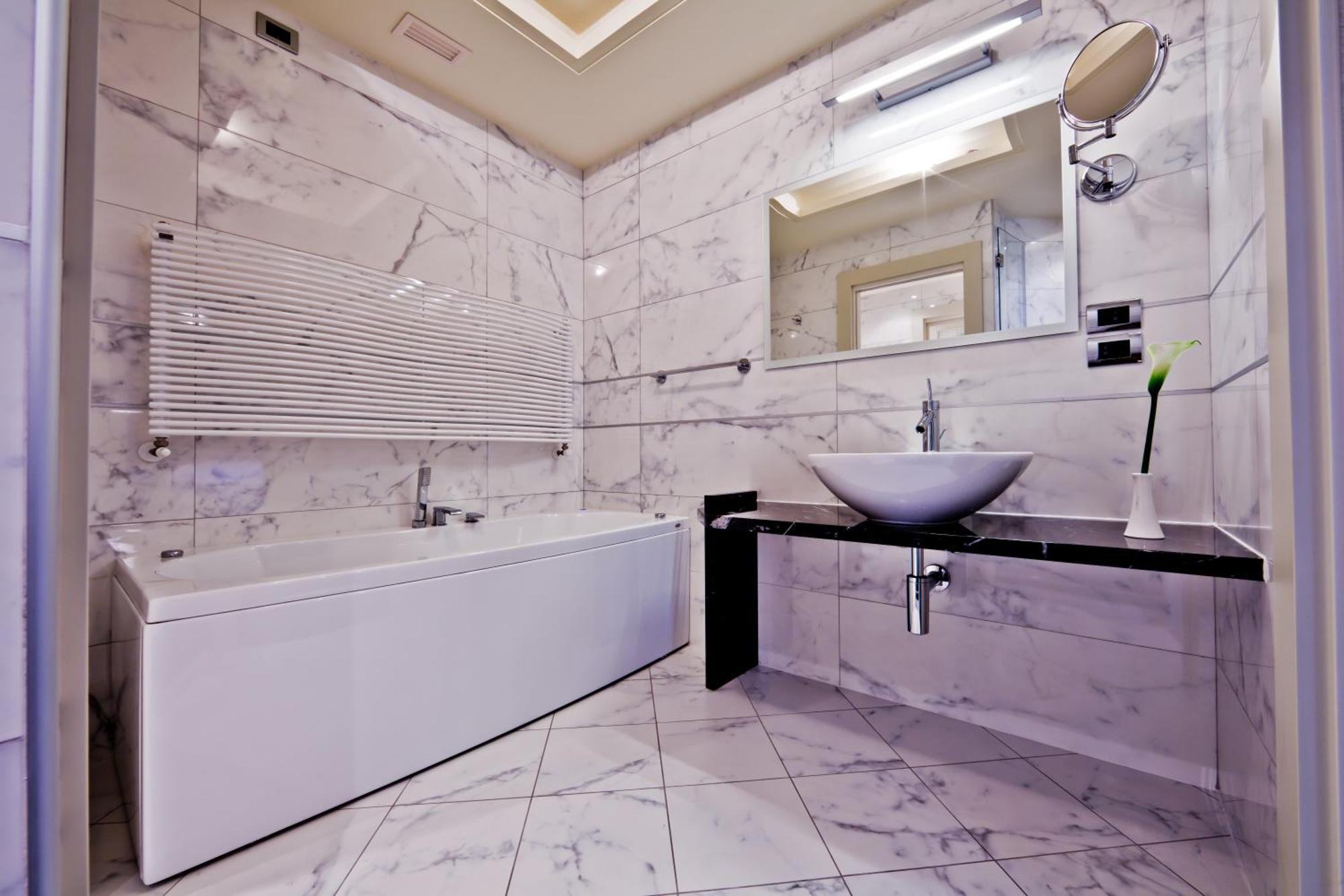 Hotel Kristal Palace - Tonellihotels